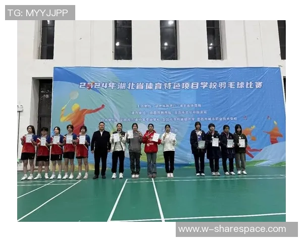 广州羽毛球队与成都羽毛球队赛后技术分析与战术复盘探讨 广州羽毛球队与成都羽毛球队赛后技术分析与战术复盘探讨