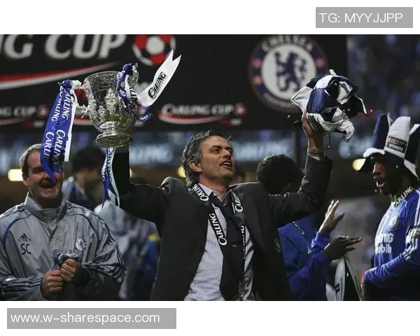 土耳其足球明星的辉煌历程与带卡传奇故事探秘